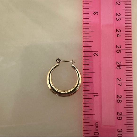 14k Solid Gold Polished Hoop Earrings - Picture 3 of 13